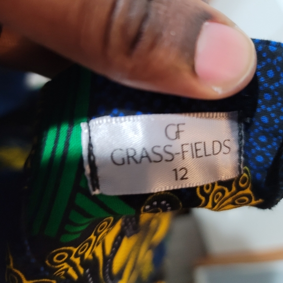 Grassfields African Print Crop Top - Picture 2 of 4